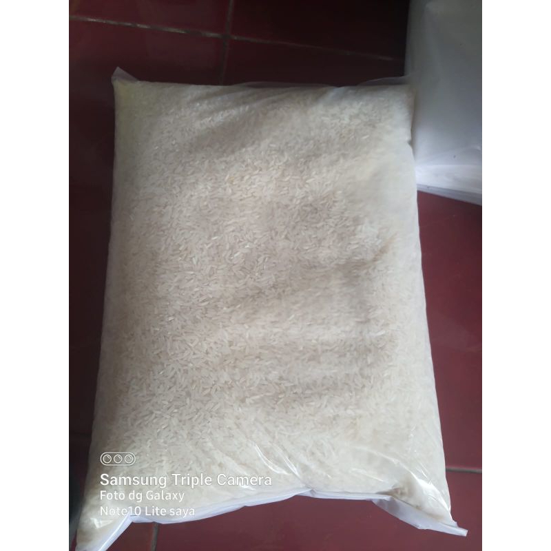 Jual Beras Bulog Medium Kemasan Sendiri 5 Kg Shopee Indonesia