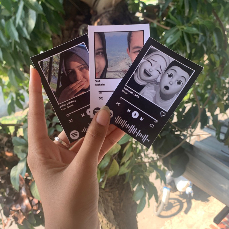 Jual Cetak Foto Polaroid Spotify Polaroid Color R Glossy Shopee Indonesia