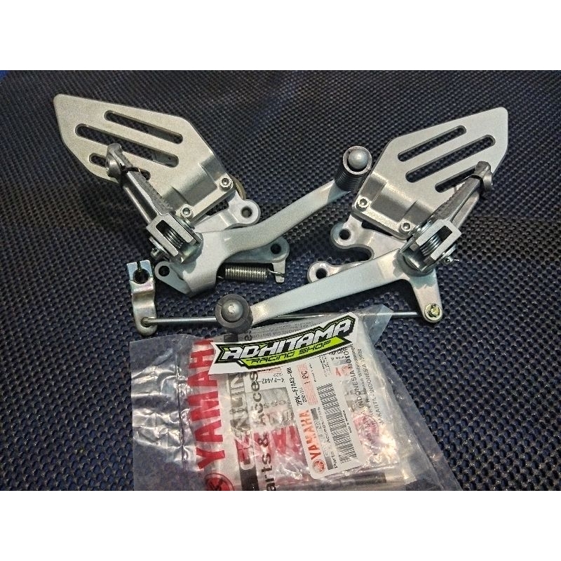Jual FOOTSTEP R15V2 ORIGINAL YAMAHA | Shopee Indonesia