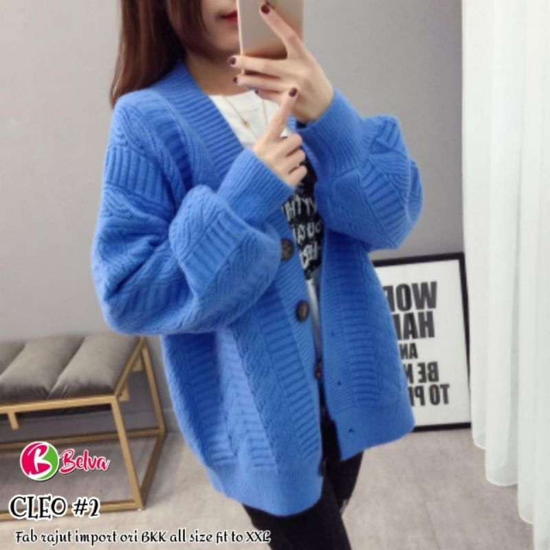 Xotin odamni sorishga majbur qiladi porno video