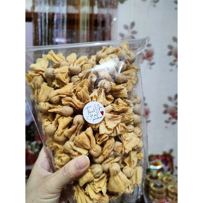 Jual Snack Makanan Ringan Ekado / Sumpiah / Samosa berat 500gr | Shopee ...
