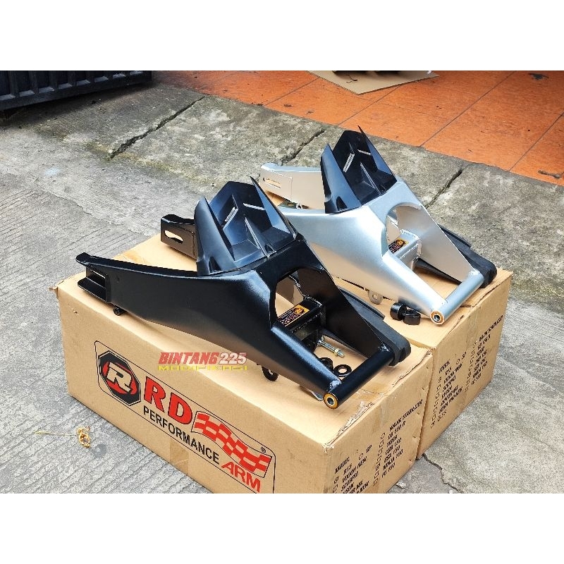 Jual swing arm lebar GSXR150 GSX 150 R GSX 150 S GSX150 model R15 PNP