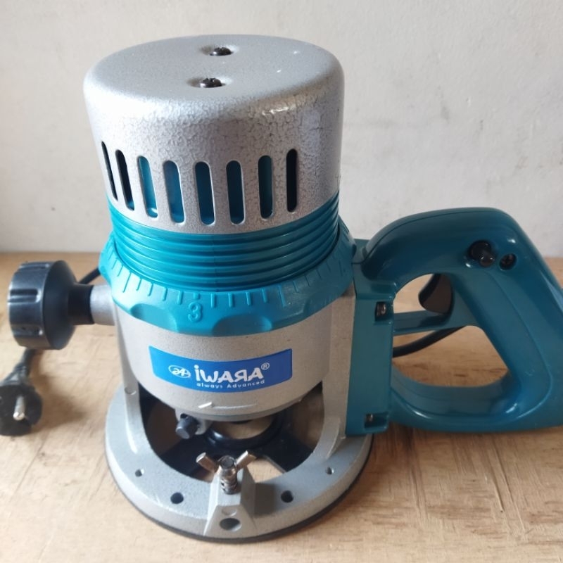 Jual MESIN ROUTER / MESIN PROFIL KAYU 12MM IWARA 901-180 TERMURAH ...