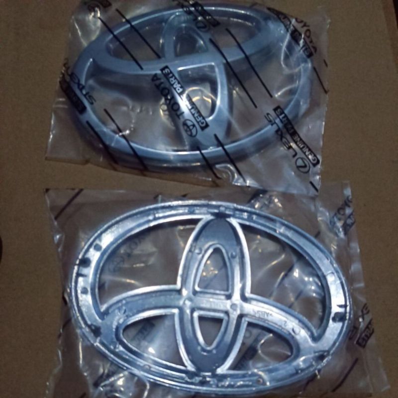 Jual emblem logo toyota raize original | Shopee Indonesia