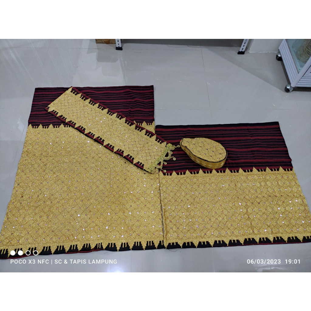 Jual Kain Sarung Adat Tradisional Tapis Lampung Mata Kibau Mato Kibau Jungsarat Tapis Lampung