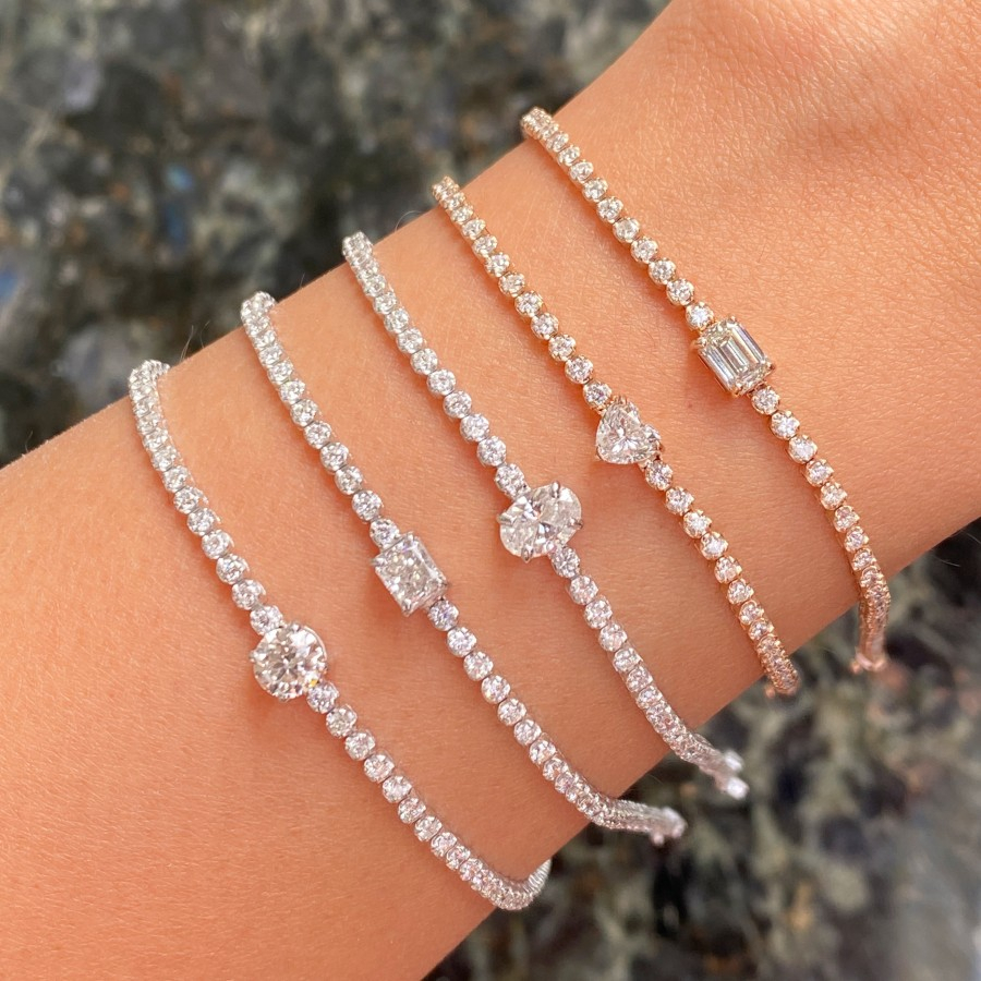 Jual Solitaire Center Diamond Tennis Bracelet | Shopee Indonesia