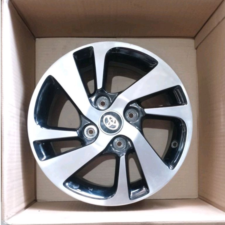 Toyota Avanza Grand Veloz 2016: Penjelajahan Fitur, Performa, dan Kelebihan-Kekurangannya