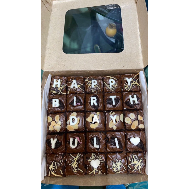 Jual FUDGY BROWNIES / BROWNIES PANGGANG UKURAN 20x20 sekat Shopee Indonesia