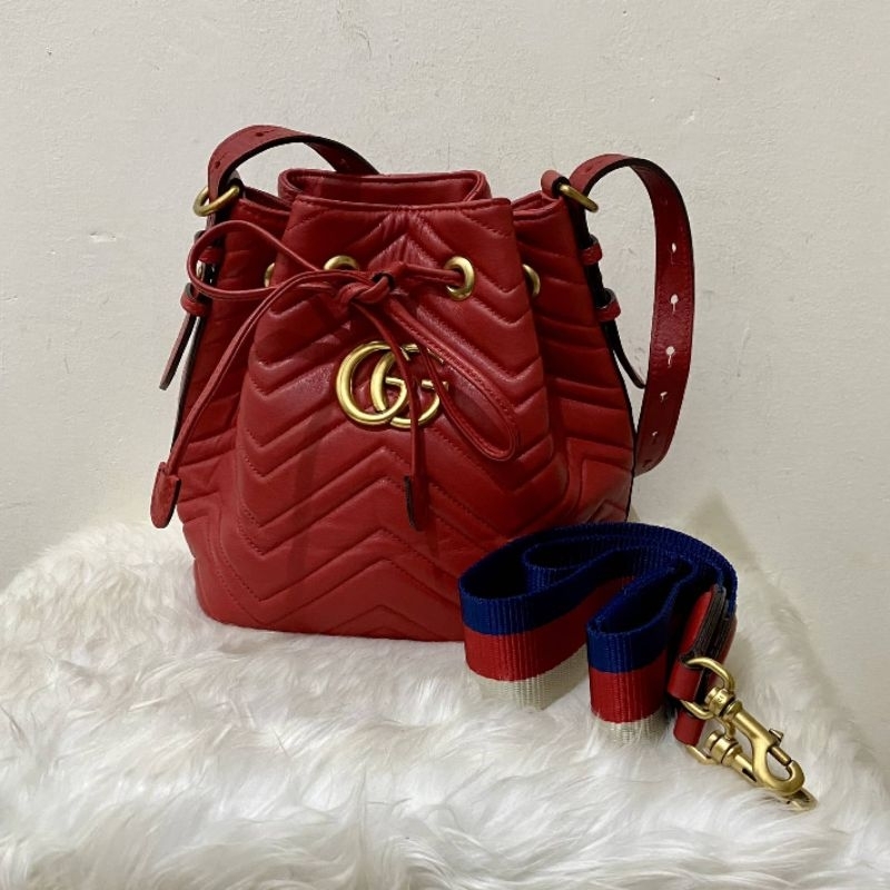 Gucci e019836915 clearance