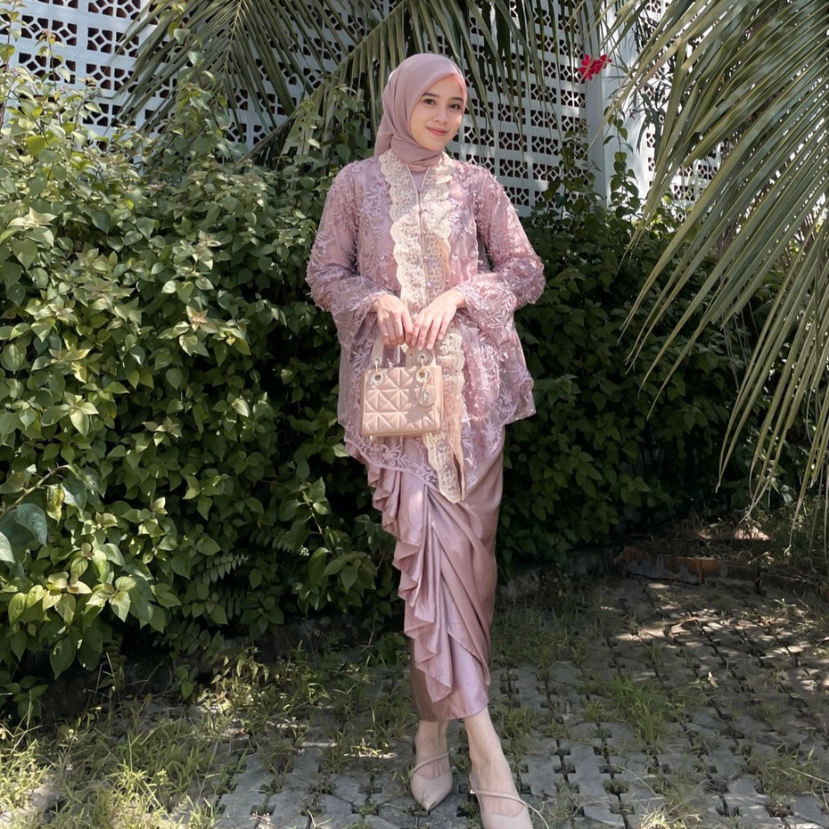 Zalina Top in Check