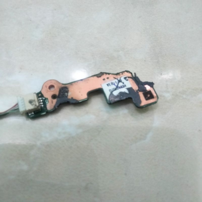 Jual tombol on off power klik Laptop Toshiba satelit C55T-A | Shopee ...