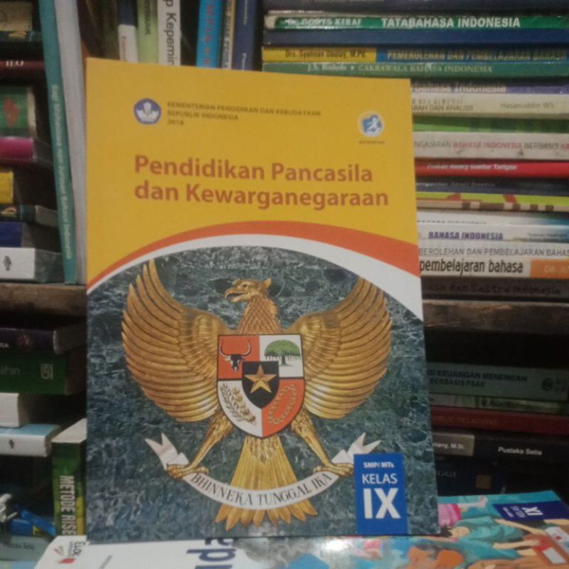 Jual Pendidikan Pancasila Dan Kewarganegaraan Kelas 3 SMP | Shopee ...