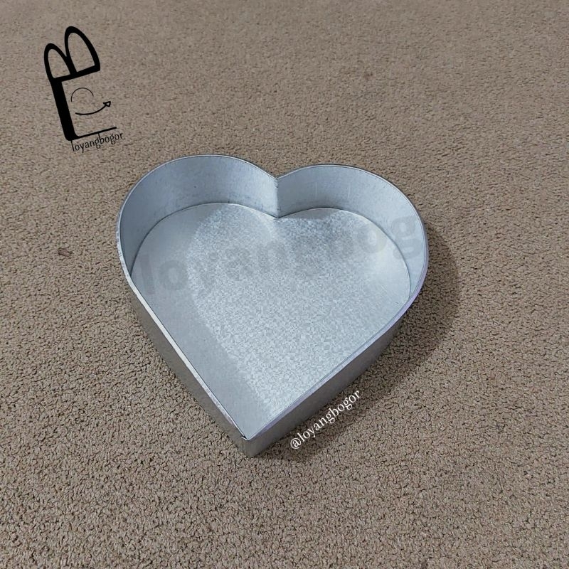 Jual Loyang Hati / Love 18cm, 22cm, 24cm, 26cm, 28cm, 30cm / Tinggi 6cm