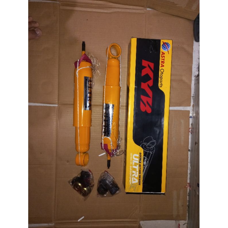 Jual KAYABA ULTRA Shock breaker / skok belakang toyota innova bensin ...