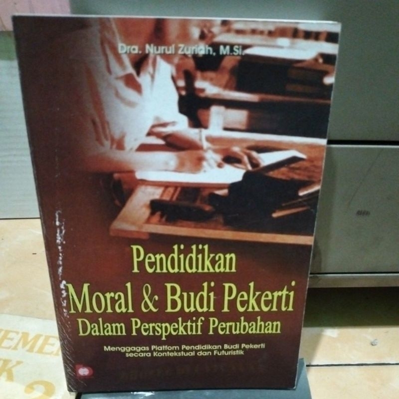 Jual PENDIDIKAN MORAL DAN BUDI PEKERTI DALAM PERSPEKTIF PERUBAHAN ...