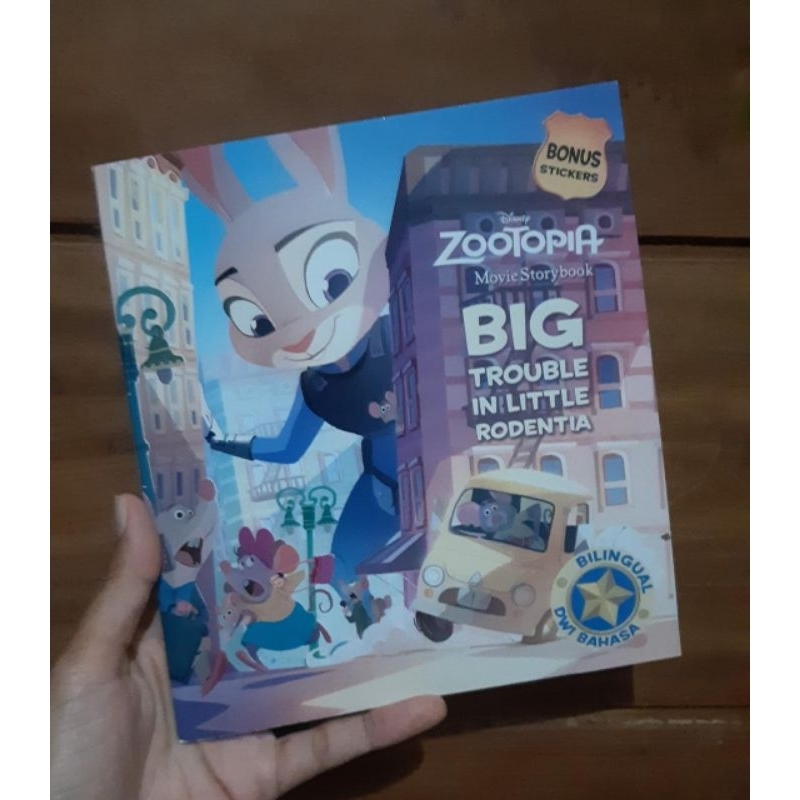 Jual Disney Zootopia Movie Storybook - Big Trouble In Little Rodentia ...