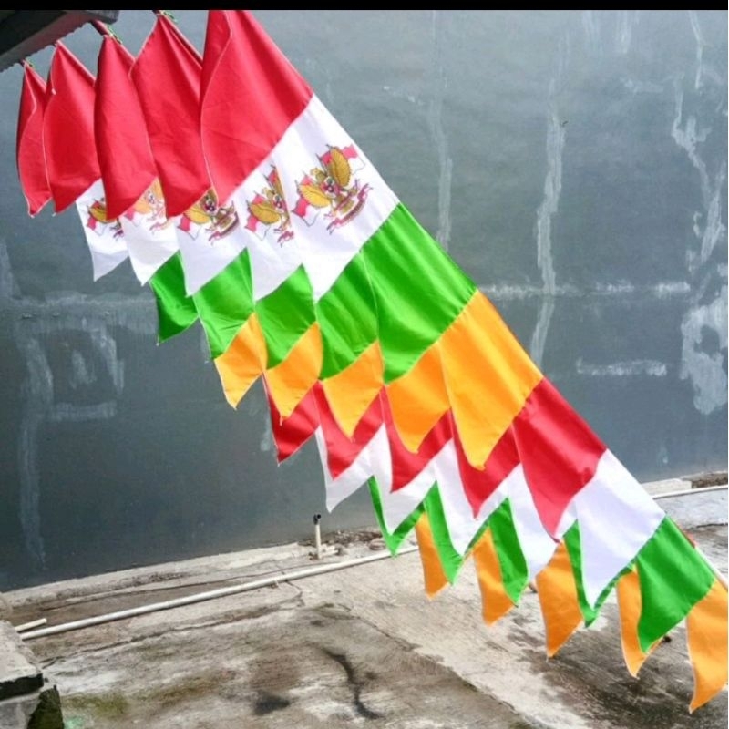 Jual Bendera Umbul Umbul Warna Merah Putih Garuda Panjang Segitiga Shopee Indonesia 8130