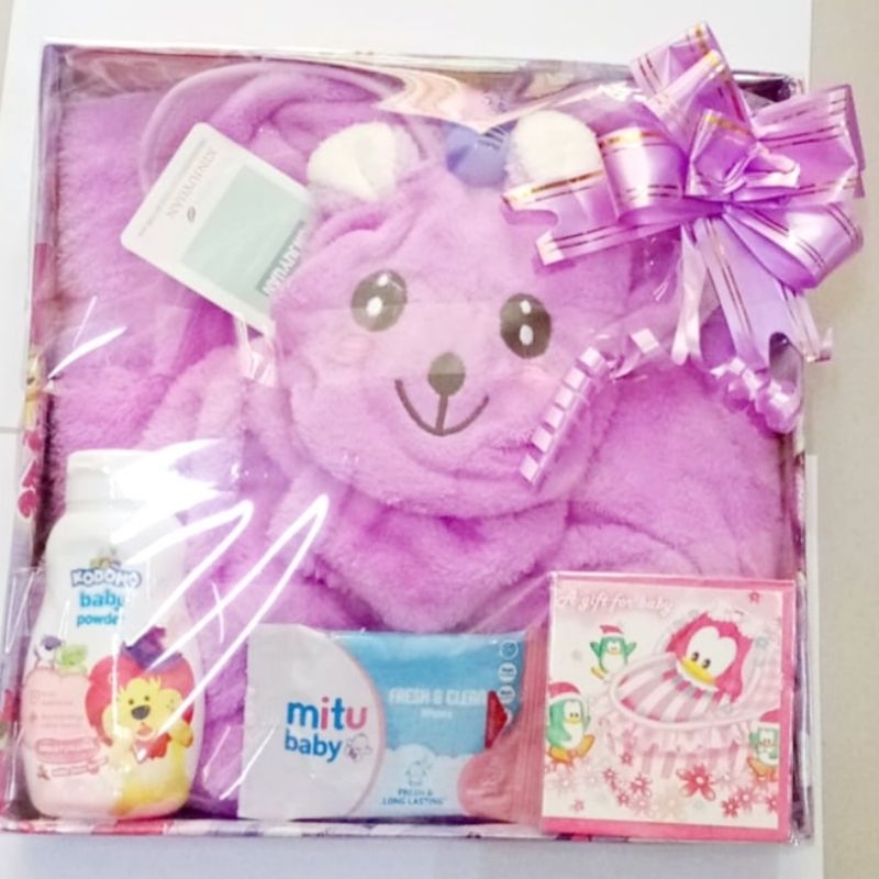 Jual Hamper Perlengkapan Mandi Bayi Handuk Bedak Tissu Basah Cotton ...