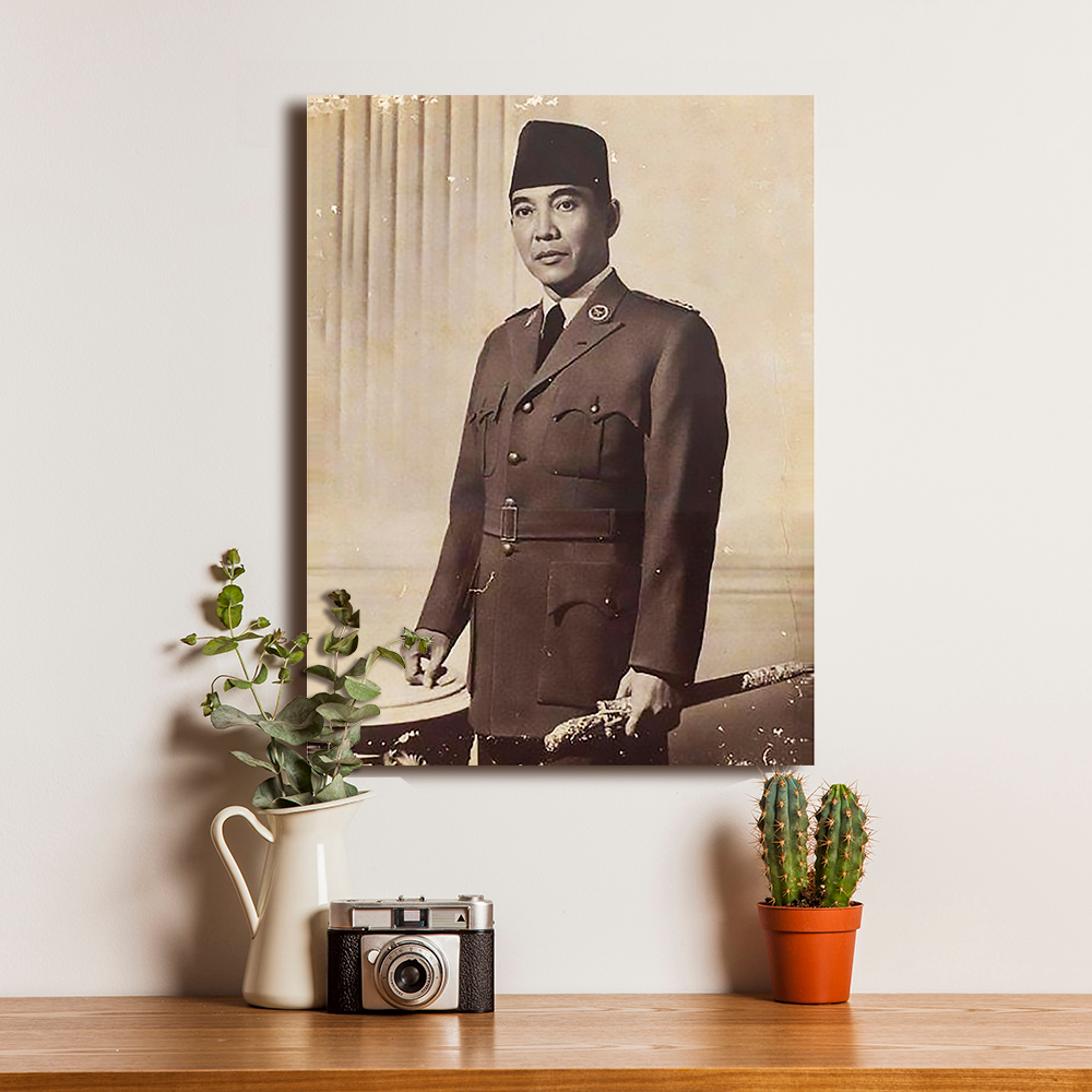 Jual Poster Soekarno President Republik Indonesia Pertama 9 - Dekorasi ...