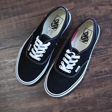 Harga vans original indonesia best sale