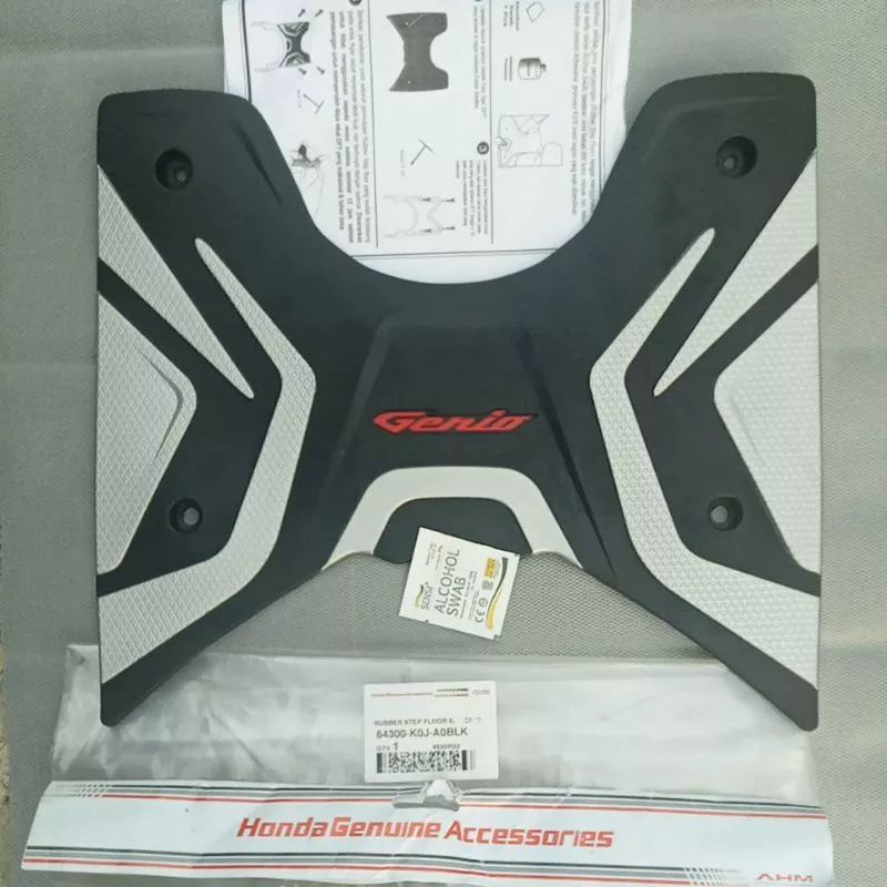 Jual KARPET RUBBER STEP FLOOR HONDA GENIO 64300K0JA0BLK | Shopee Indonesia