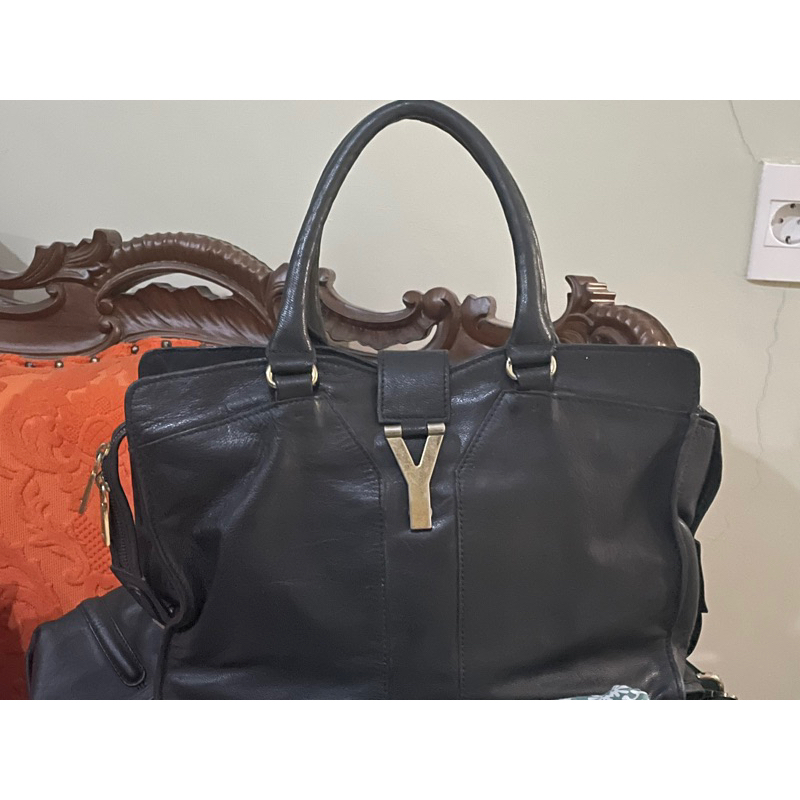 Jual Yves Saint Laurent YSL Black Cabas Chyc Totebag Preloved (Read ...