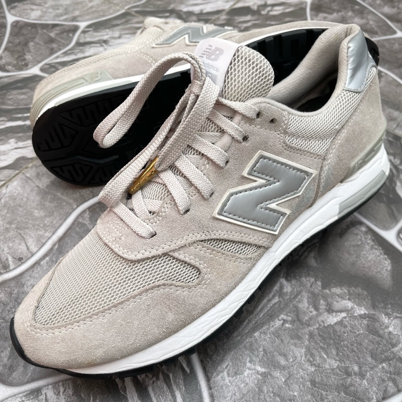 New Balance 565