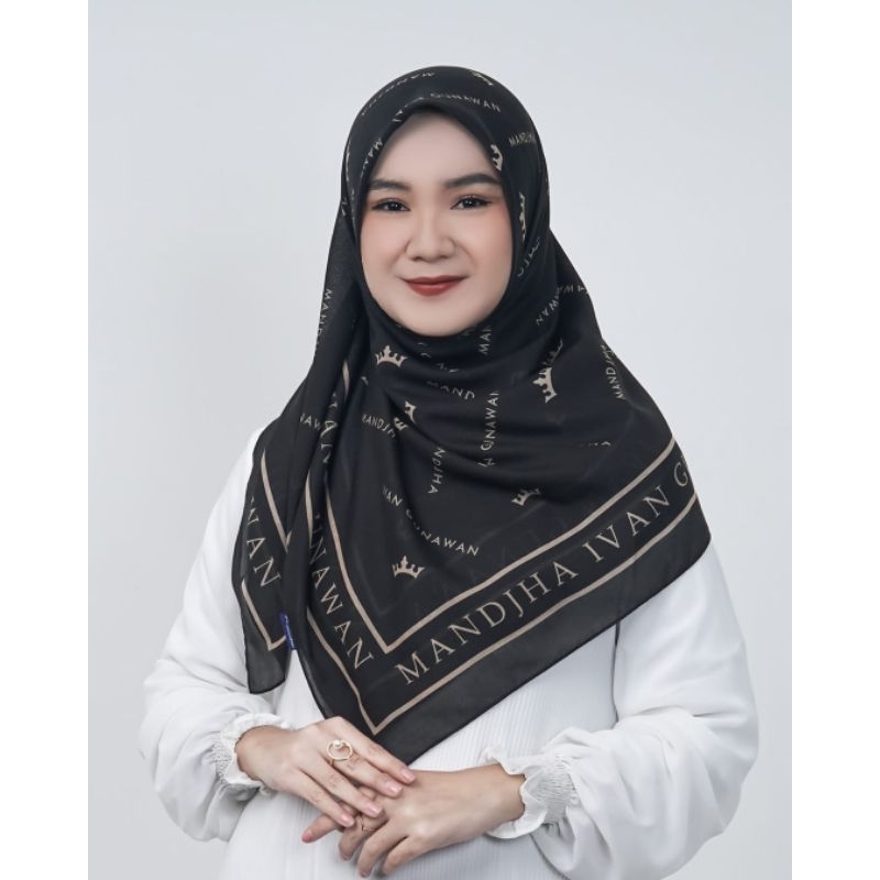 Jual Mono Crown Black By Mandjha Ivan Gunawan Shopee Indonesia