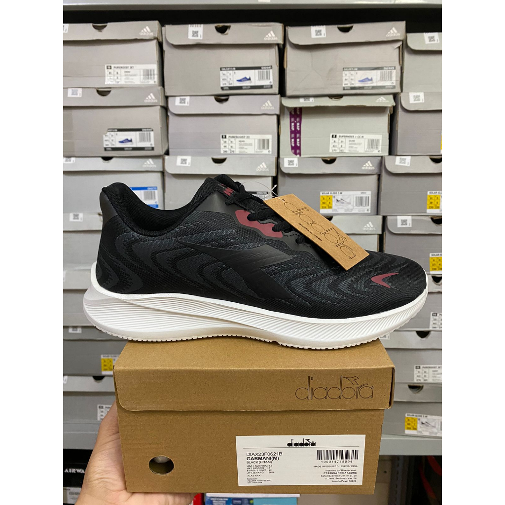 Jual Diadora Garmani Black Men's Shoes Original | Shopee Indonesia