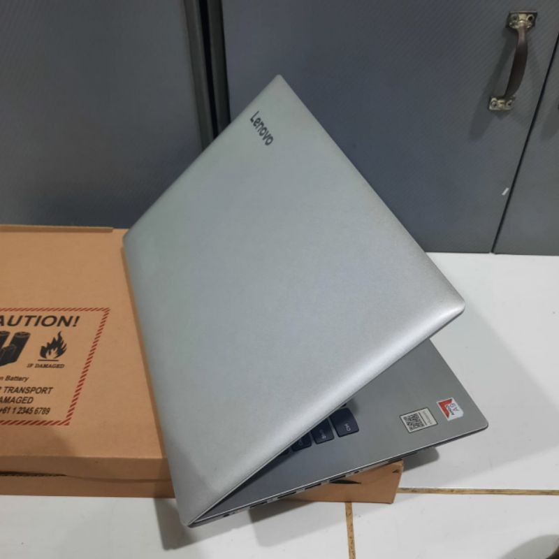 Jual Laptop Lenovo 330, Amd A9-9425, Gen 7Th, Radeon R5 Graphics, Ram 8 ...