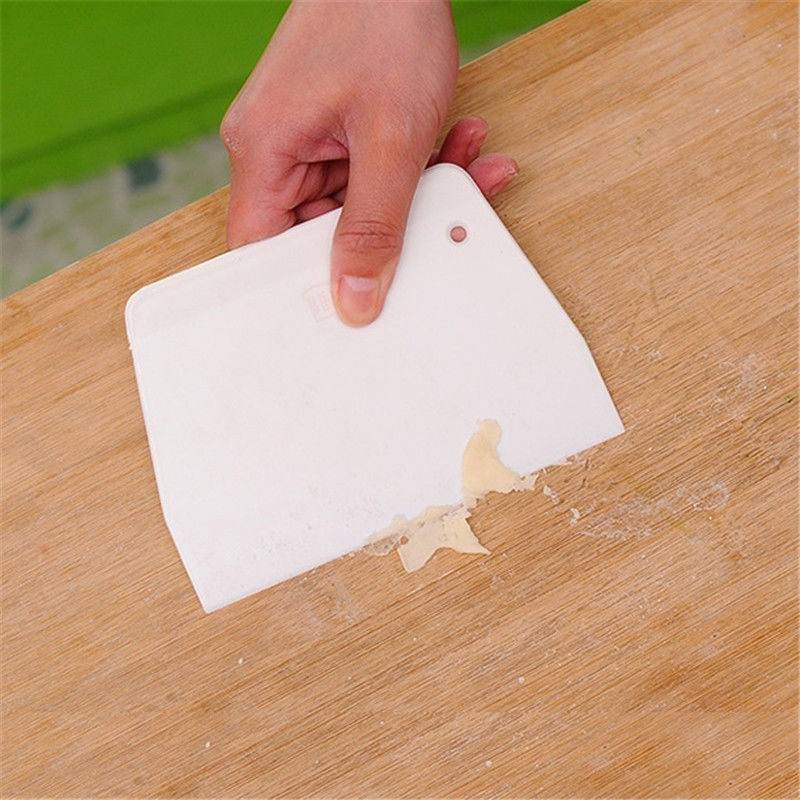 Jual Pisau Plastik Alat Pemotong Kue Adonan Roti Scraper Knife Cake ...