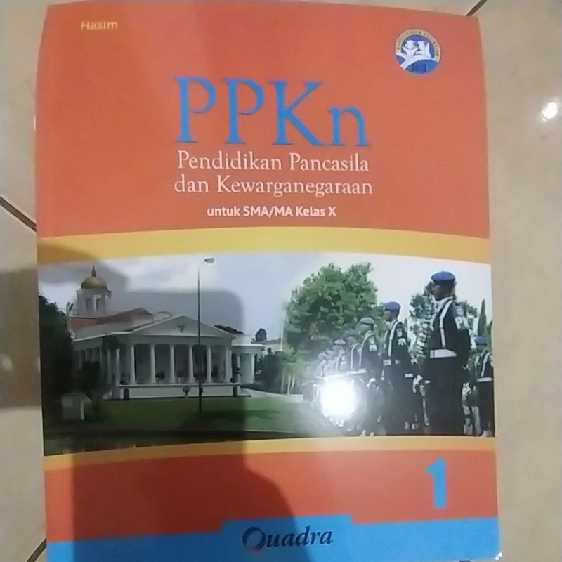 Jual Buku PPKN kelas X Quadra | Shopee Indonesia