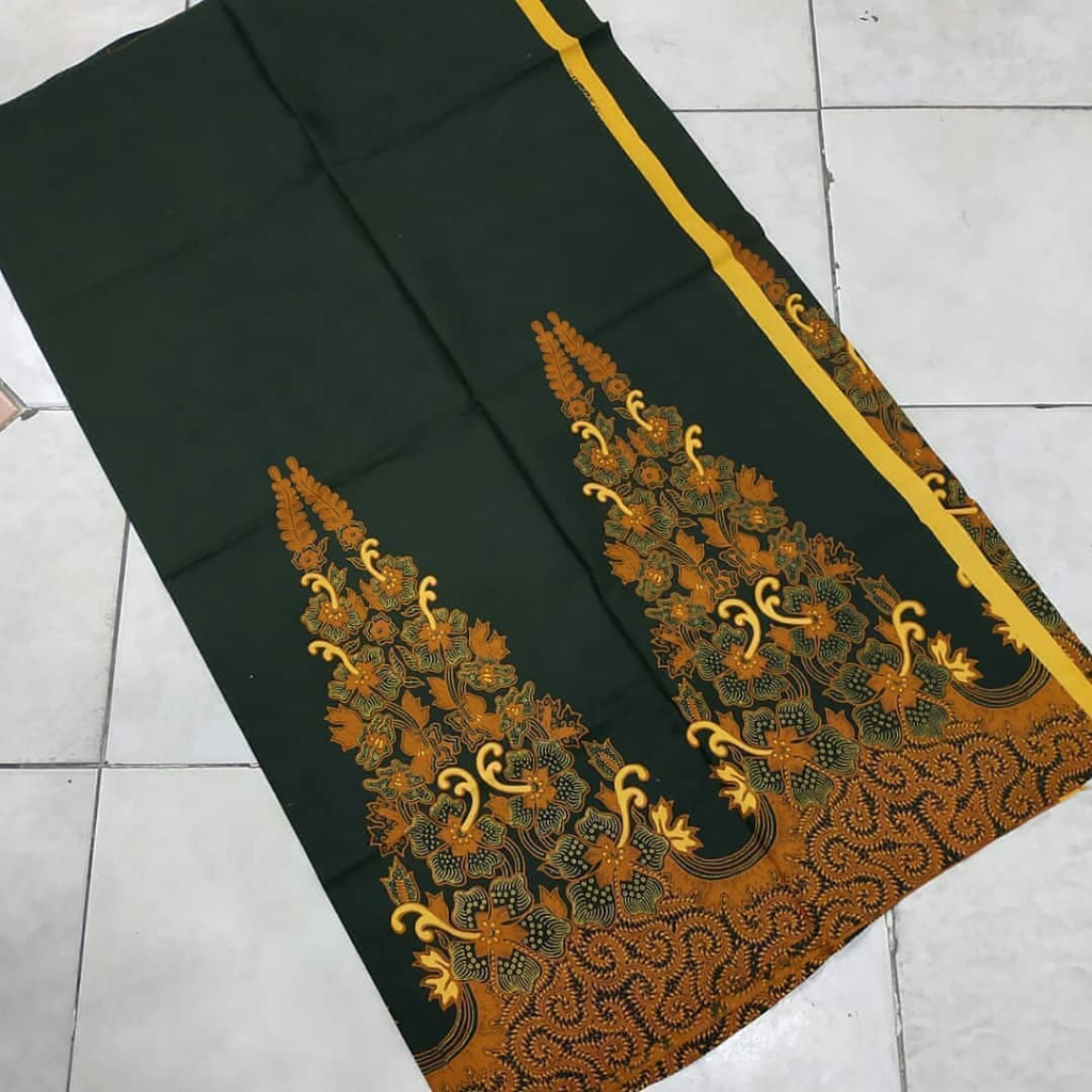 Jual Kain Jarik Batik Solo Motif Sogan Gunungan Bunga Warna Dasar Hitam