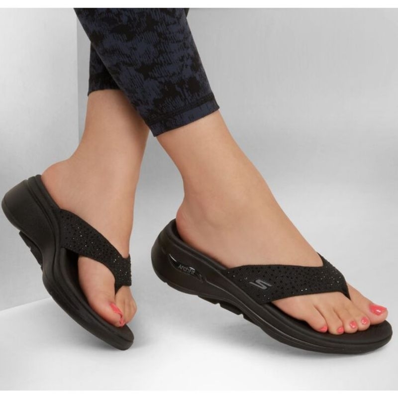 Jual SANDAL SKECHERS GO WALK ARCH FIT DAZZLE (140228/BBK) | Shopee ...