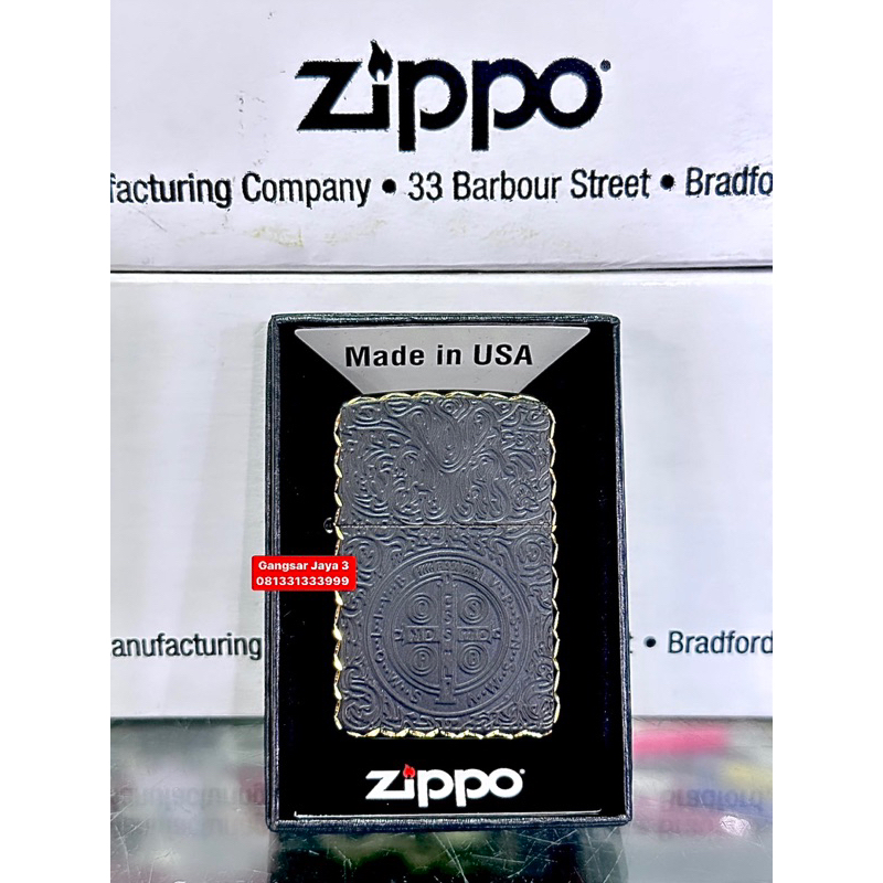 Turning 香しい ZIPPO Constantine THE HOLY BIBLE