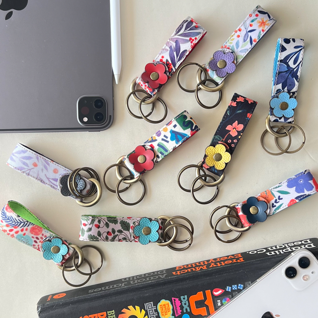 Jual Gantungan Kunci Lucu Keychain Aesthetic Motif Bunga Tali Lanyard ...