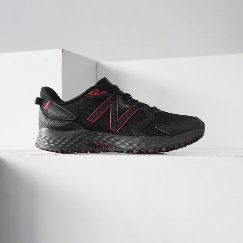 New balance tracking sale