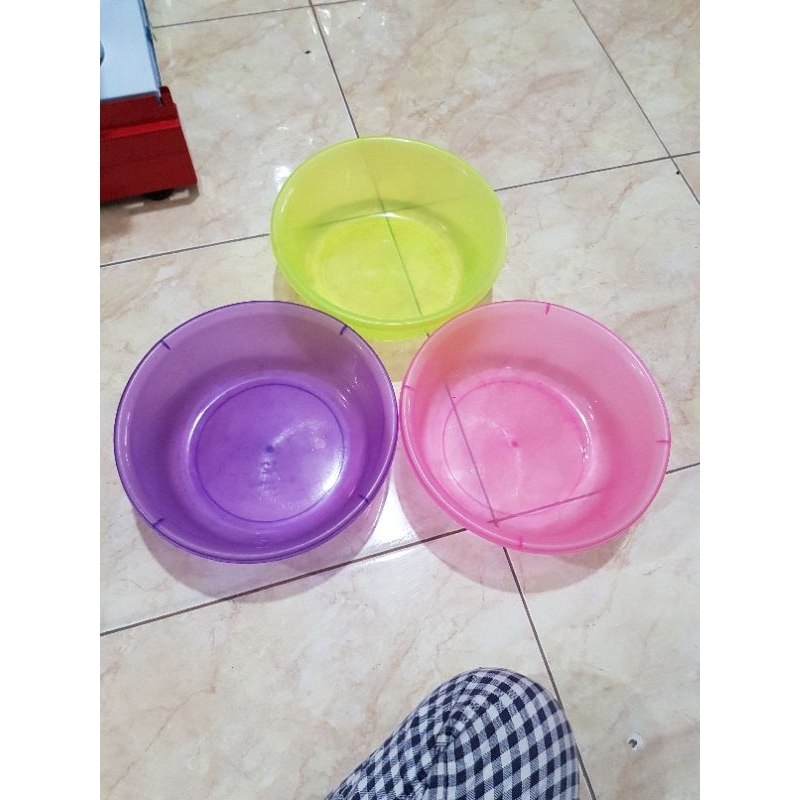 Jual Baskom Plastik/Baskom Besek Warna Baskom Trisula No.12 | Shopee ...