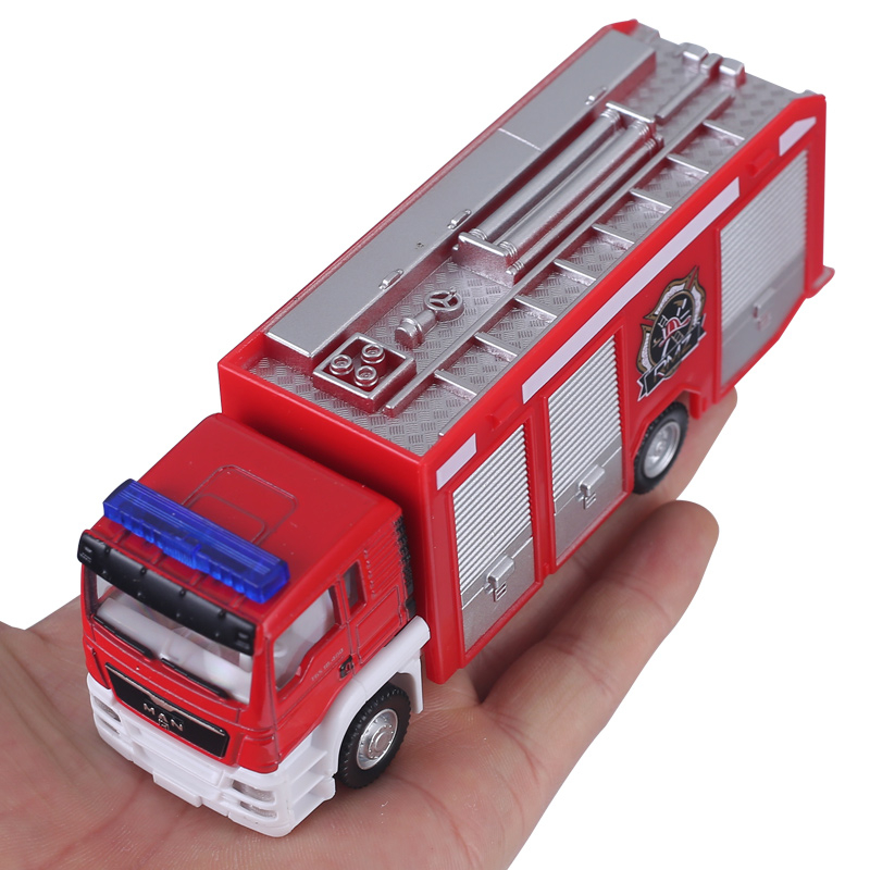 Jual TWH Diecast MAN FIRE ENGINE Mobil Pemadam Kebakaran MAKEDA / RMZ ...