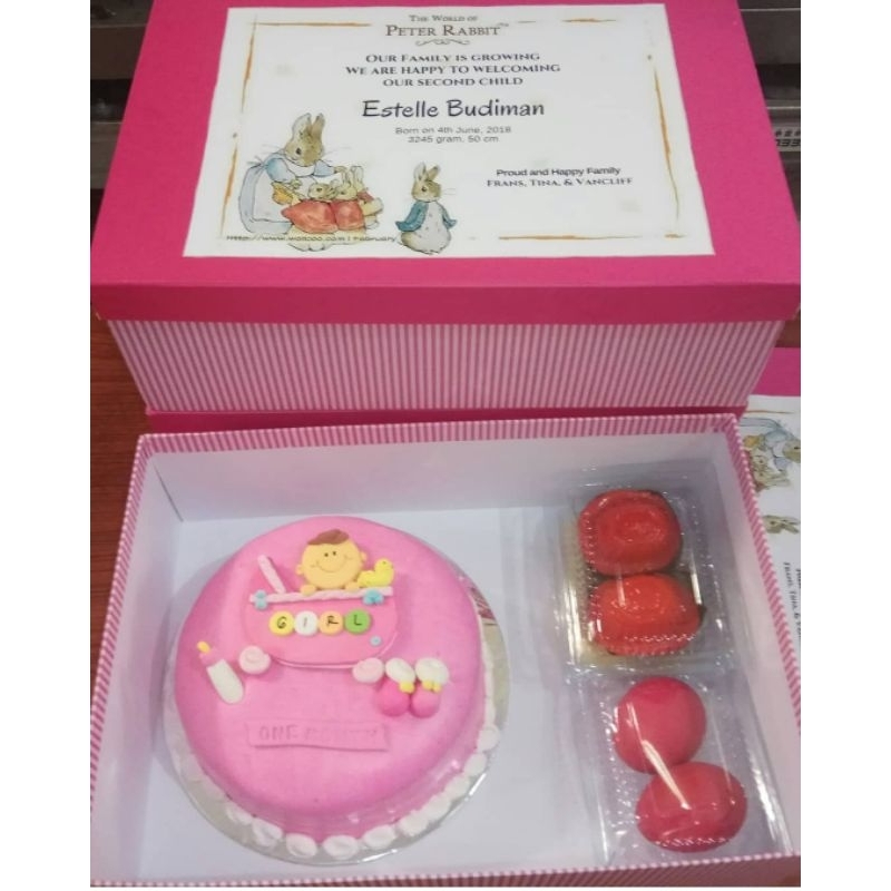 Jual Hampers cake baby one month/hamper kue/manyue/akikah bayi/syukuran ...