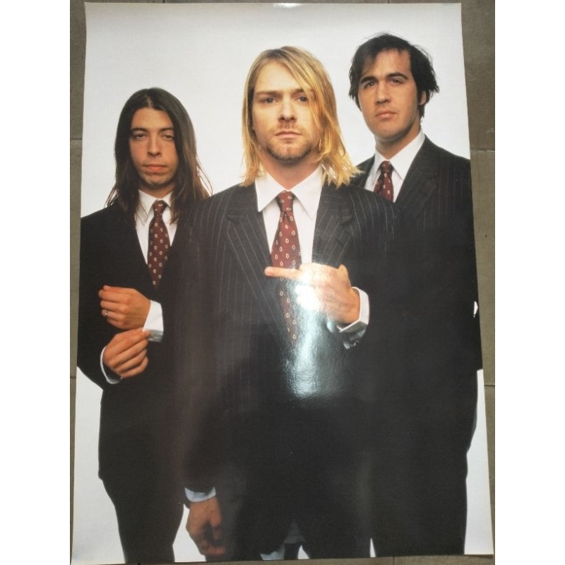 Jual Poster Kurt Cobain/ NIRVANA UKURAN 50CM X 70CM | Shopee Indonesia