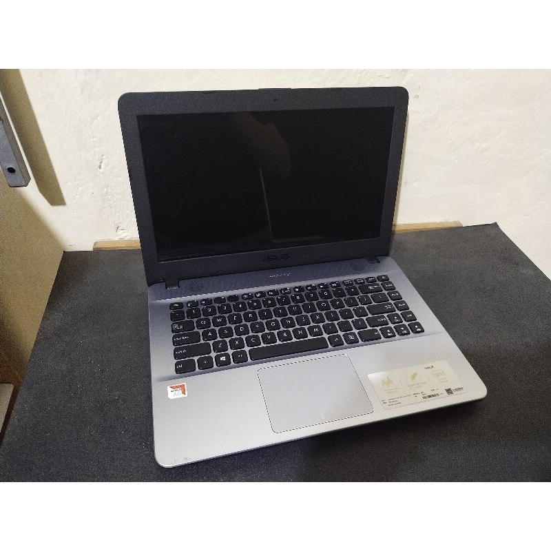 Jual LAPTOP ASUS X441B AMD 6 RAM 4GB/HDD 1TB WINDOWS 10 SECOND | Shopee ...