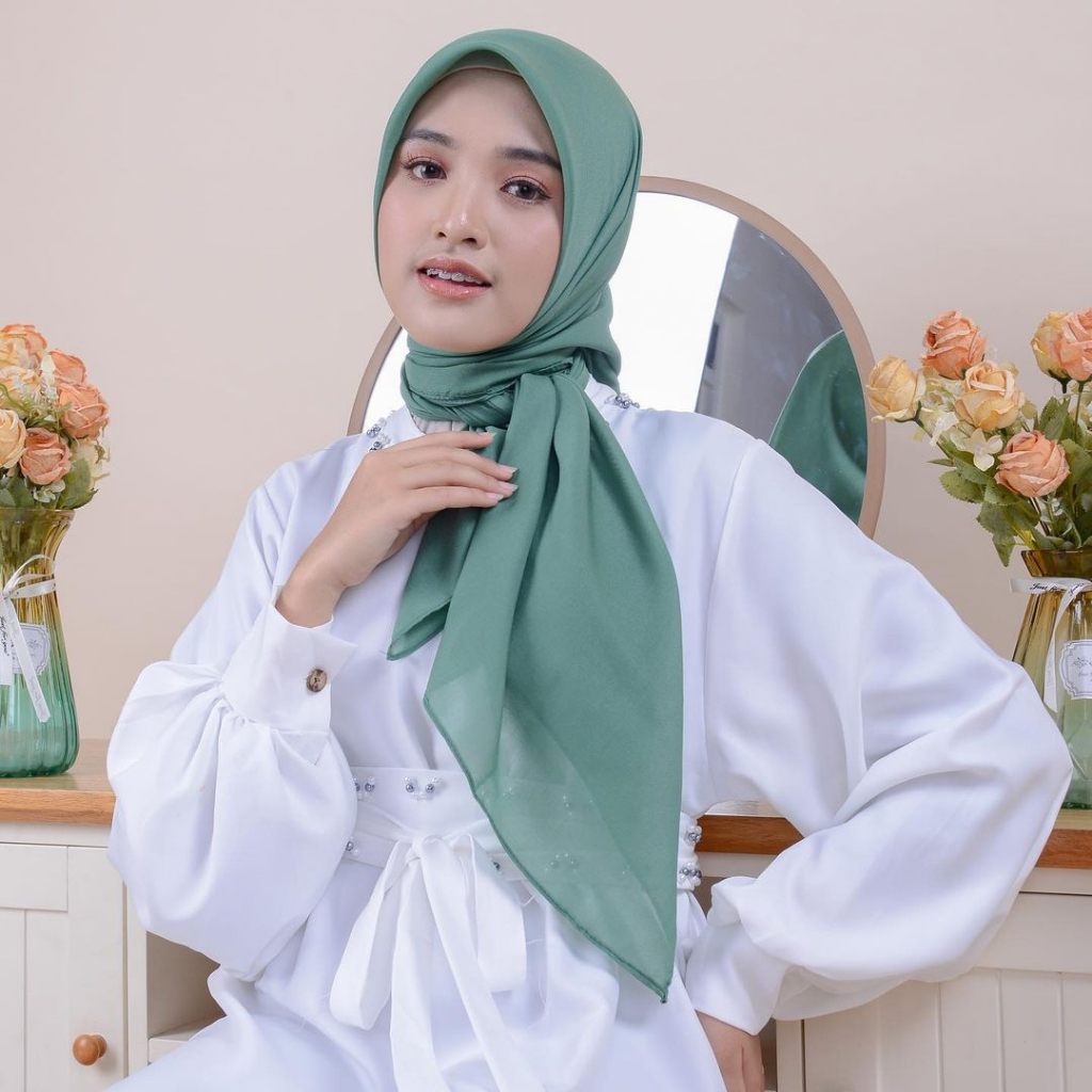 Jual HARGA TERMURAH JILBAB BELLA SQUARE SEGI EMPAT / HIJAB BELLA SQUARE ...