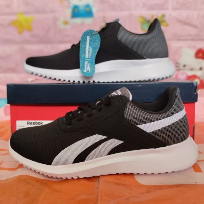 sepatu reebok cowok