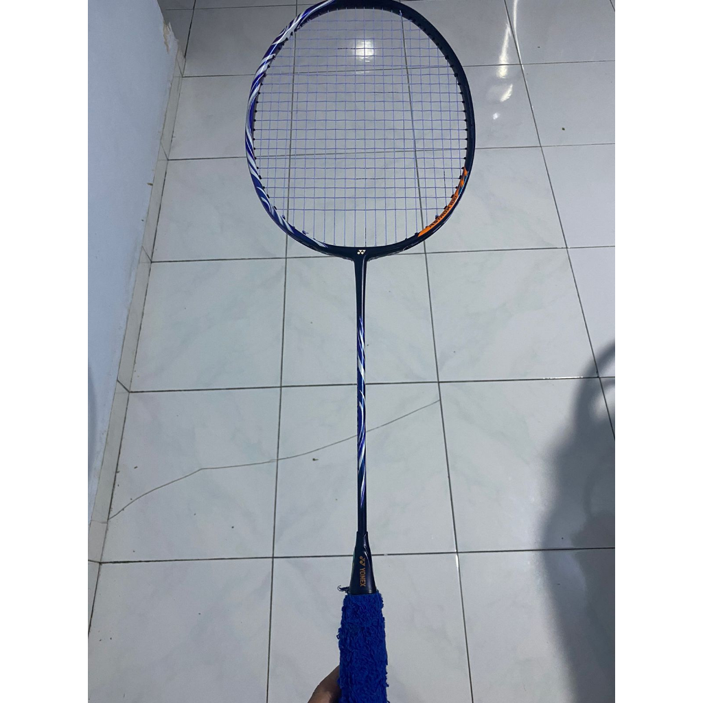 Jual Raket Badminton Yonex Astrox 100ZZ Bekas Original 100% Kondisi ...