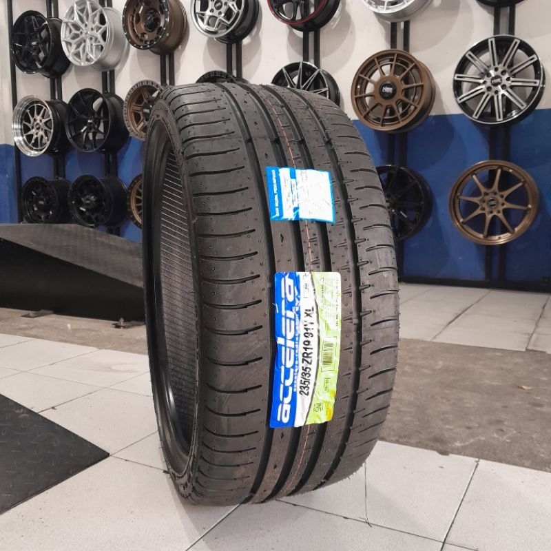 Jual Ban Mobil Tubles Murah Ban Ceper Ukuran 235 35 R19 Accelera Phi R ...