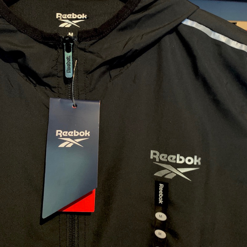 Jual REEBOK MEN TRAINING JACKET BLACK ORIGINAL ( RESMI PT MAP ...