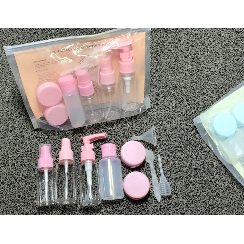 Jual WITH STICKER 10 in 1 Travel Toiletries Kit Botol kosmetik mini ...