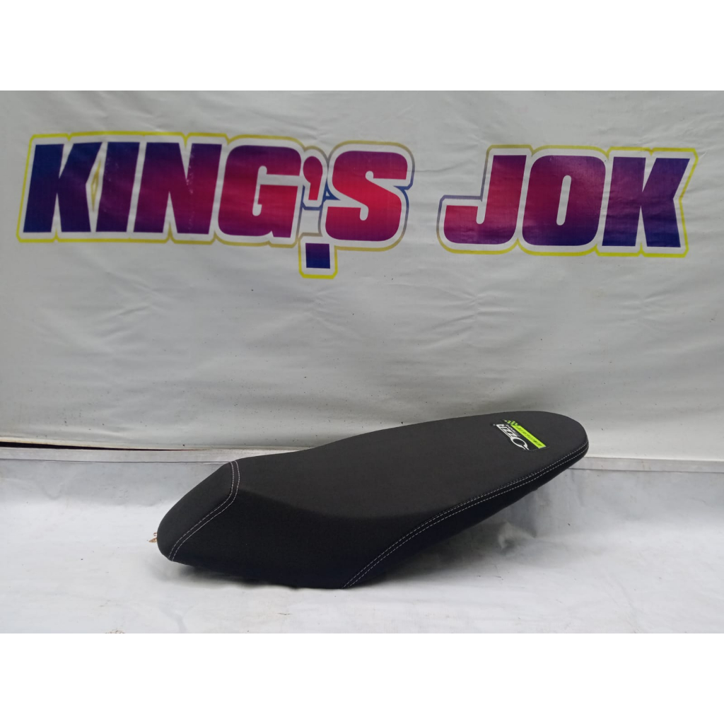 Jual Jok Motor Mio m3 model kulit road race anti slip , JOK MIO M3 OZZA ...