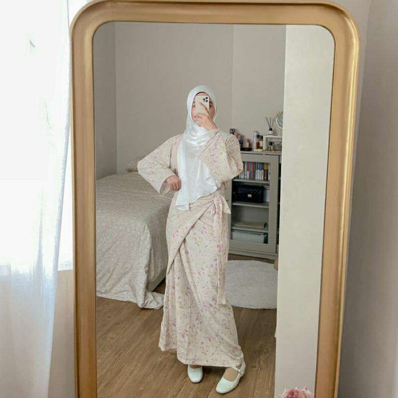Ayu Set 18 main image 0